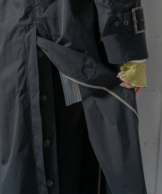 WATERPROOF TRENCH COAT