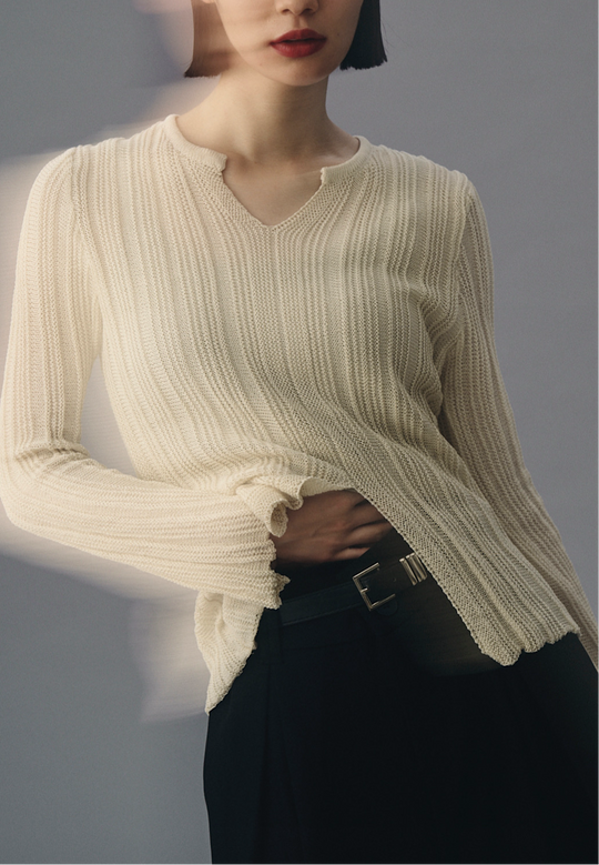 FRONT SLIT RIB KNIT　フロントスリットリブニット