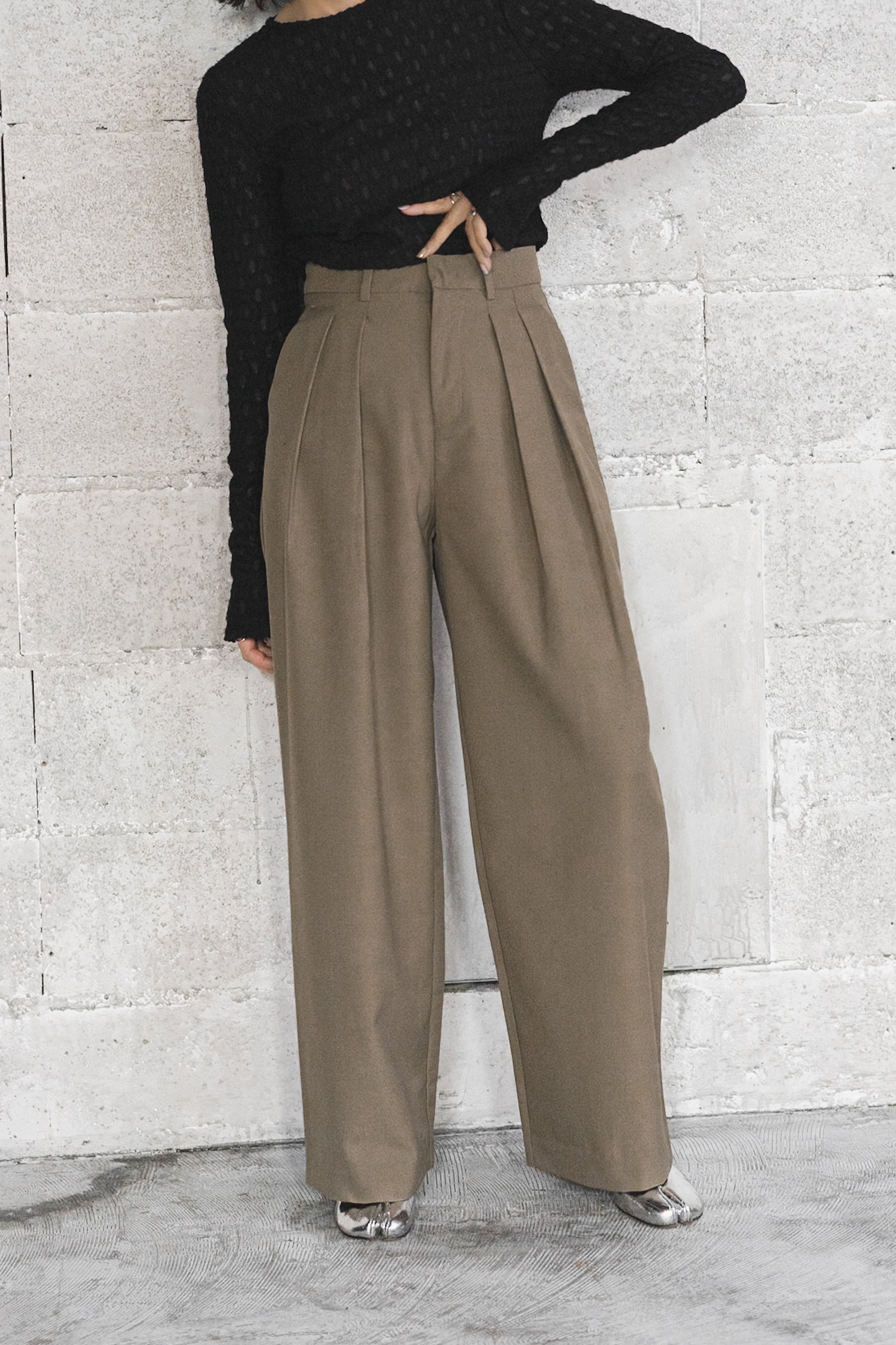 TUCK WIDE PANTS – ANOGH