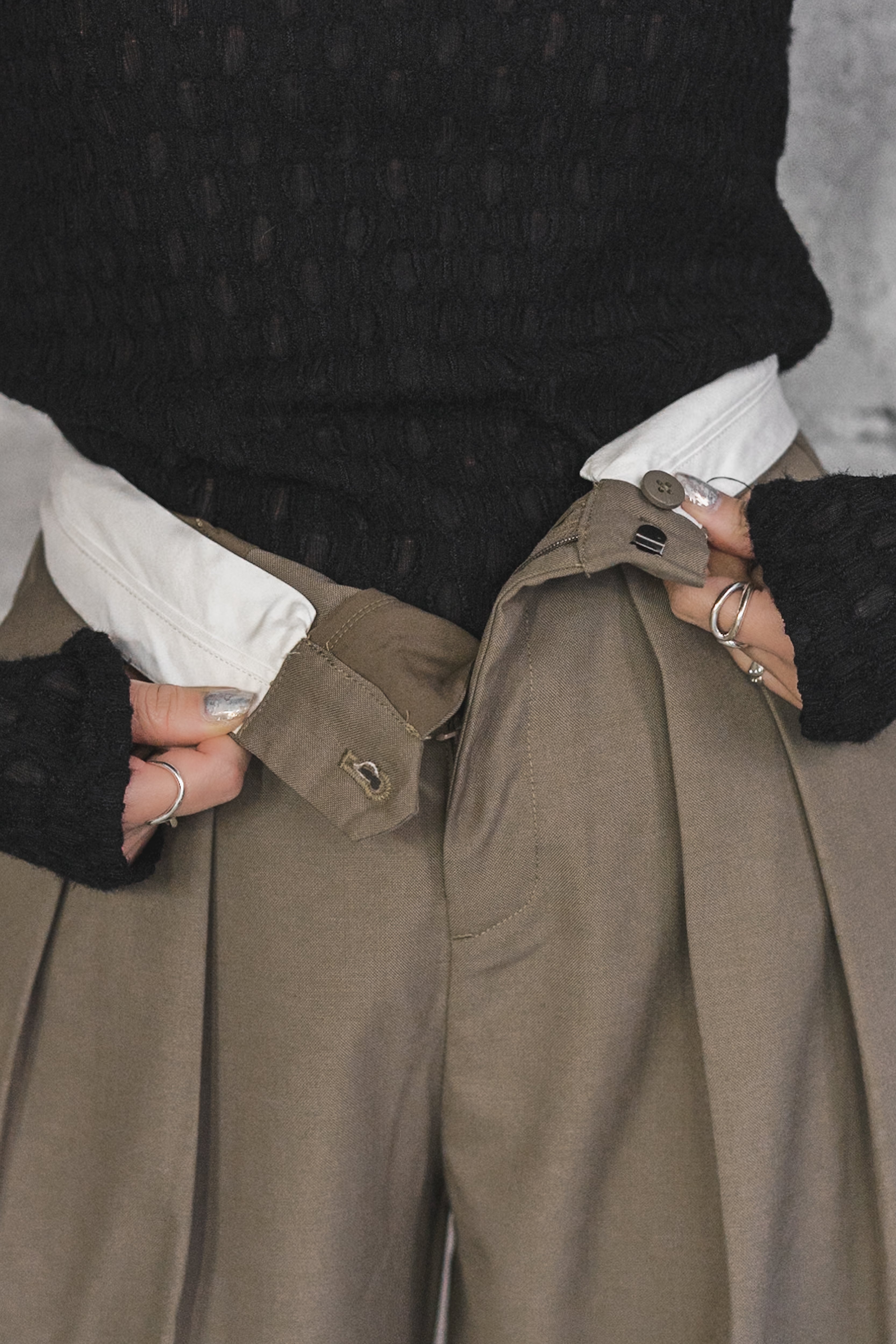TUCK WIDE PANTS – ANOGH