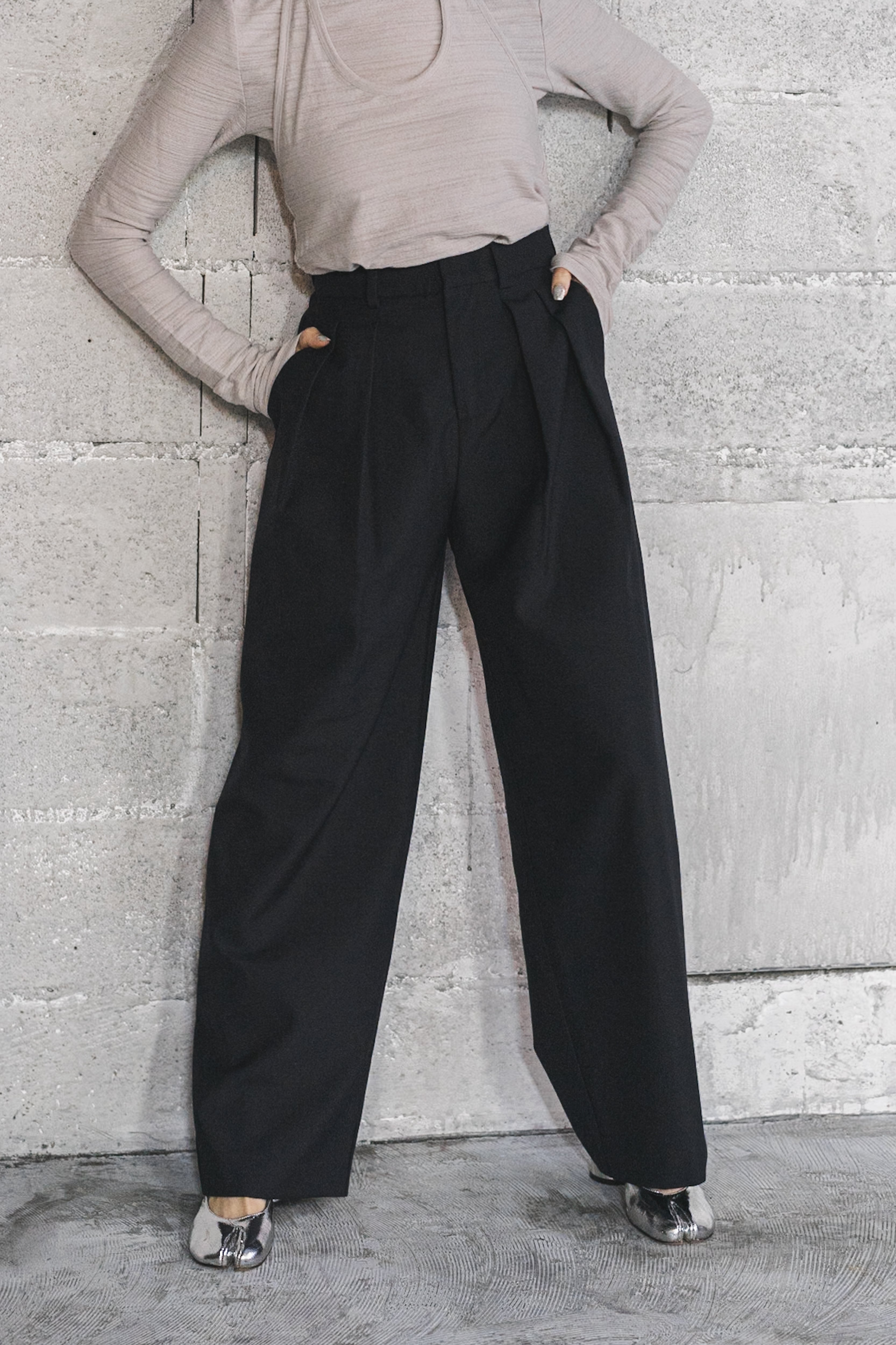 TUCK WIDE PANTS – ANOGH